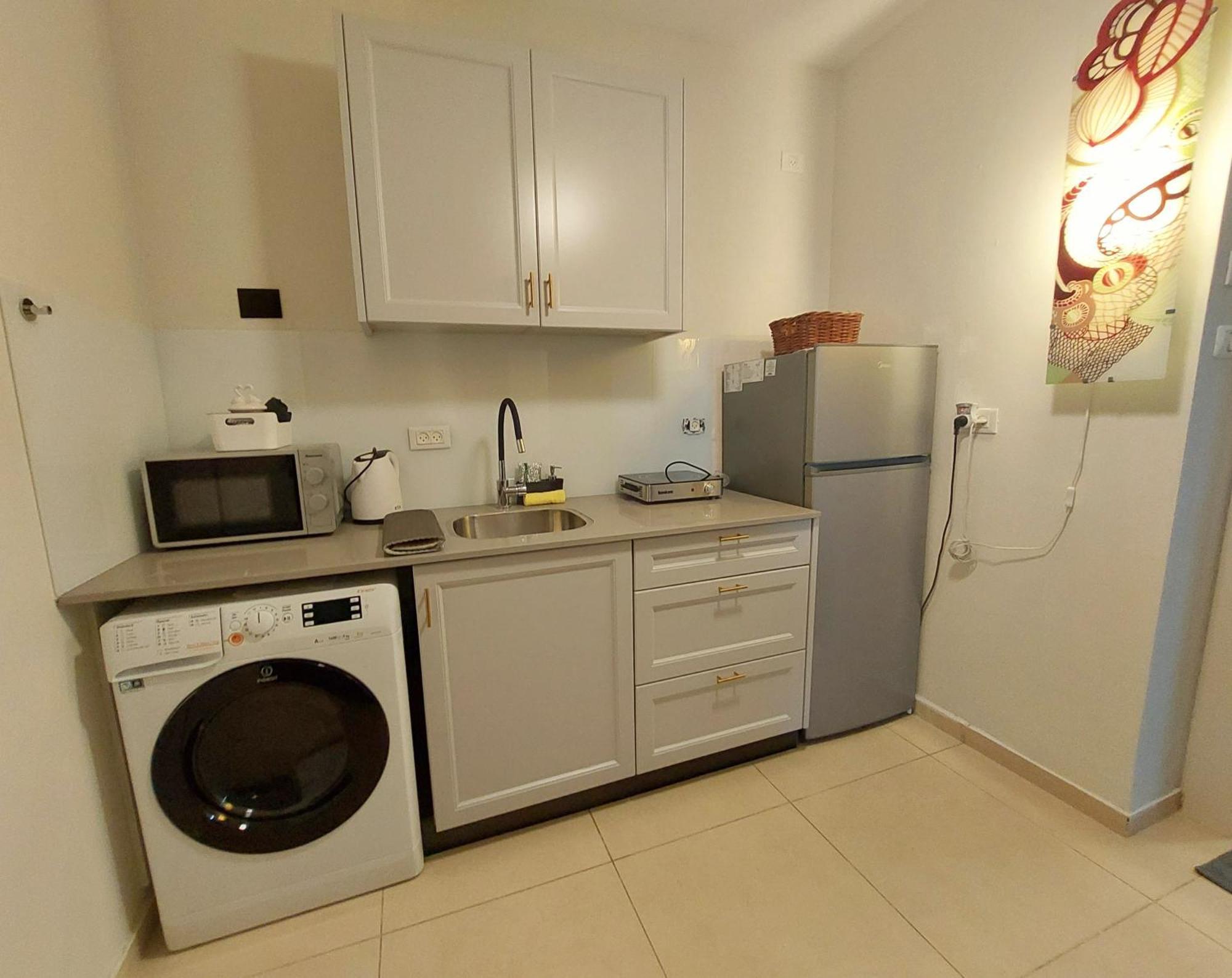 With Separate Kitchen By The Sea Apartment